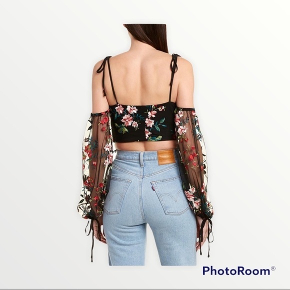 NWT TULAROSA x REVOLVE Adele Black Embroidered Long Sleeve Crop Top, Size XL - Picture 6 of 7